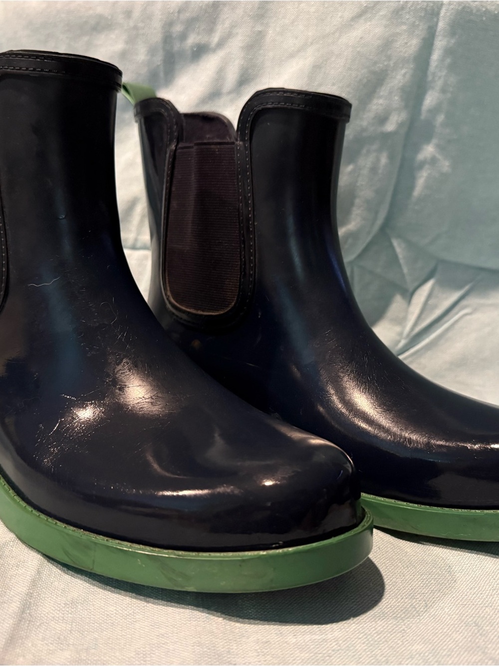 crown & ivy Navy Blue and Green Short Rain Boots